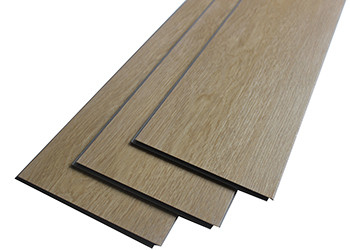 PVC Interlocking Luxury Vinyl Laminate Flooring สวมเลเยอร์ 0.1-0.7mm ความมั่นคงแข็งแรง